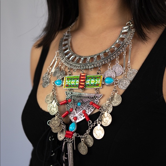 Necklace - Picture 3 of 11